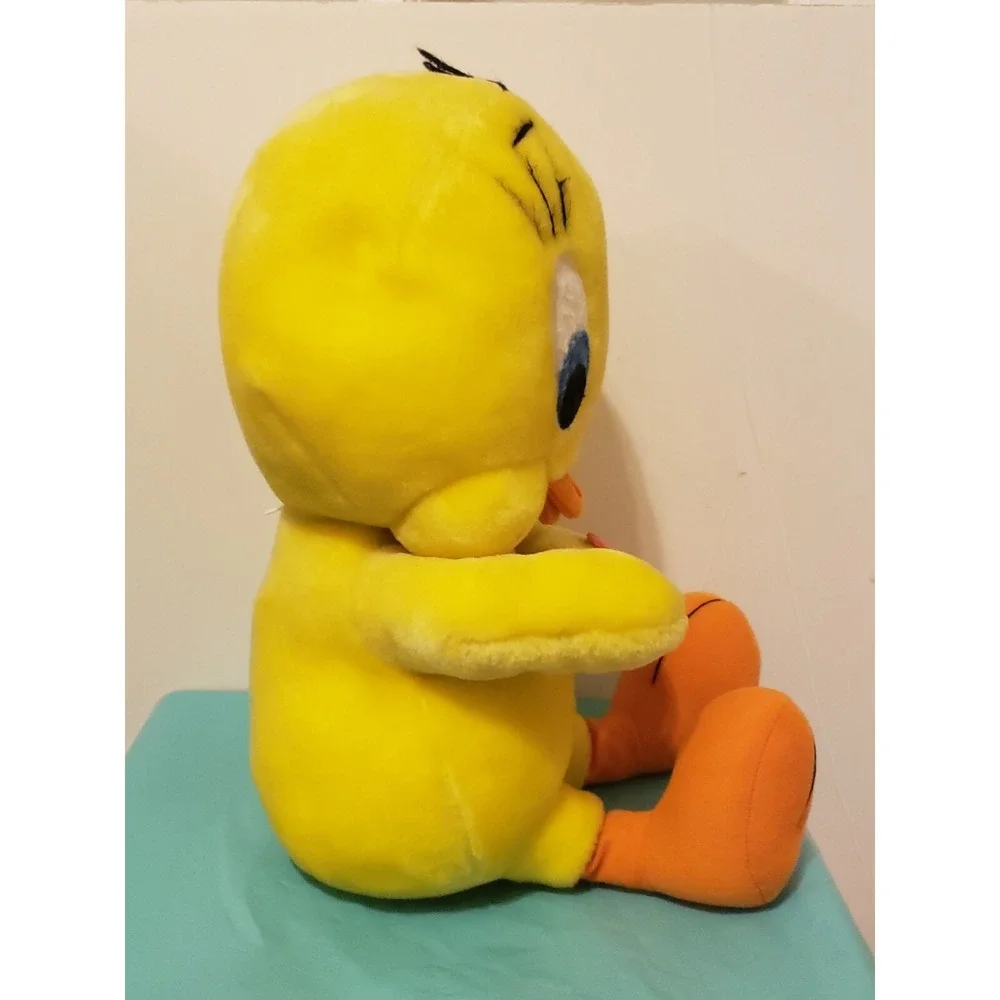Tweety‎ Bird Electronic Dancing Plush Toy Looney Tunes Sings in Arabic? Vintage